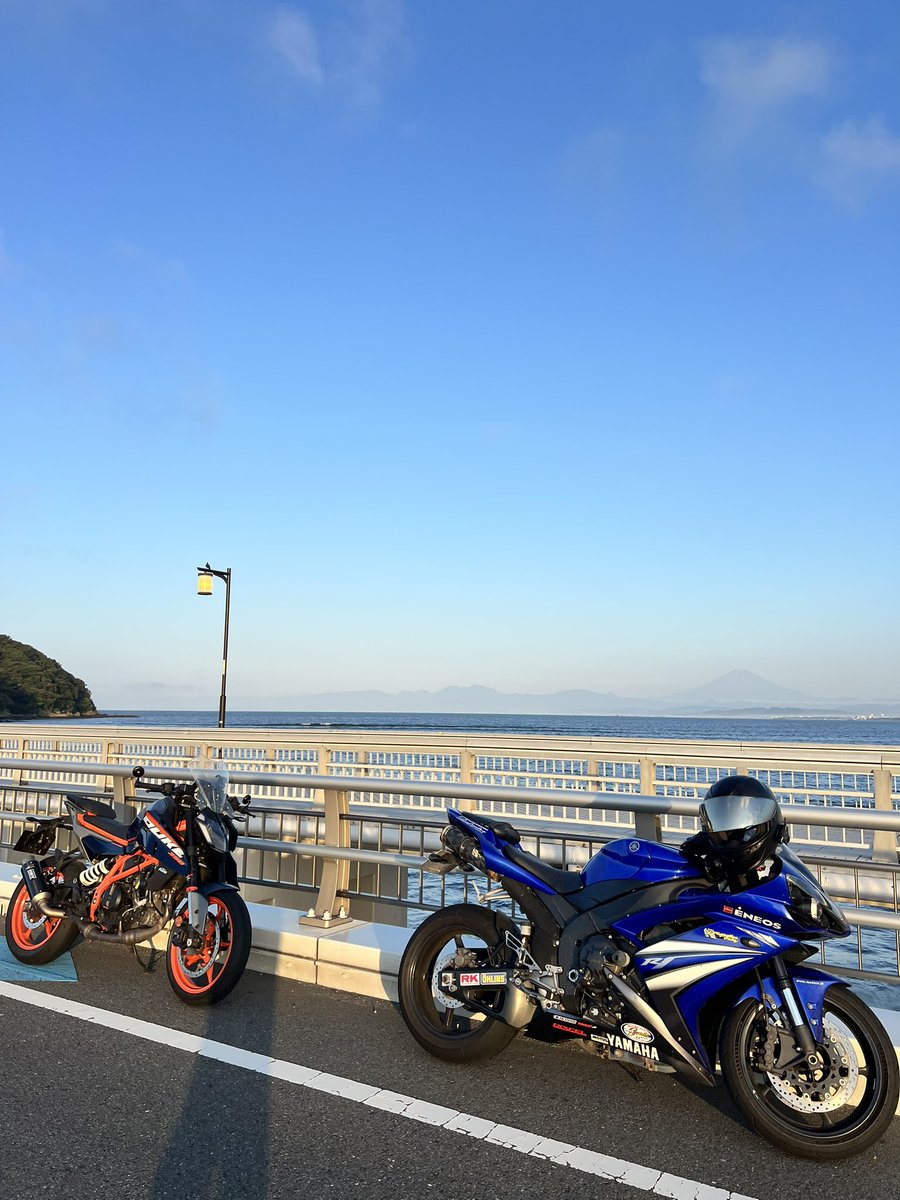 shomas0328's tweet photo. 江ノ島で朝活 https://t.co/O0Z4HTzARe