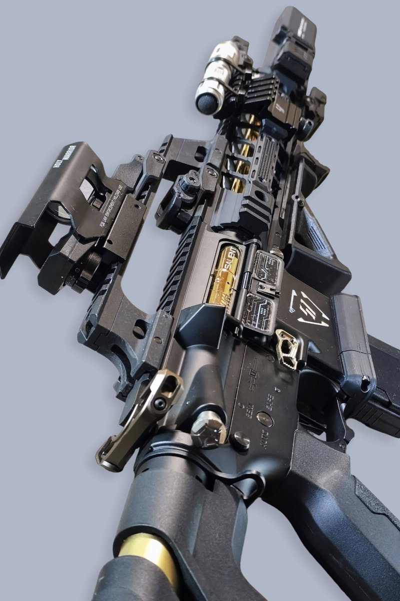 suzusiro_vsr_10's tweet photo. #このツイートを見た人は武器ならなんでもいいから好きな武器晒しなさい
最近のお気に入り😘

LancerTactical BattleHawk GEN3 https://t.co/yLipmRqQ0F