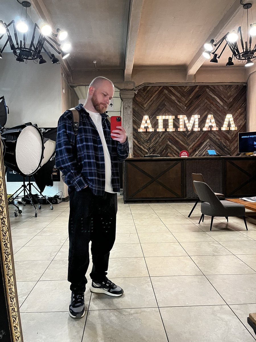 dvai89's tweet photo. Сходили с Сашкой на «лоботомию» к Даше Масленниковой ))
Всосали агушу https://t.co/nuqi3osDTn