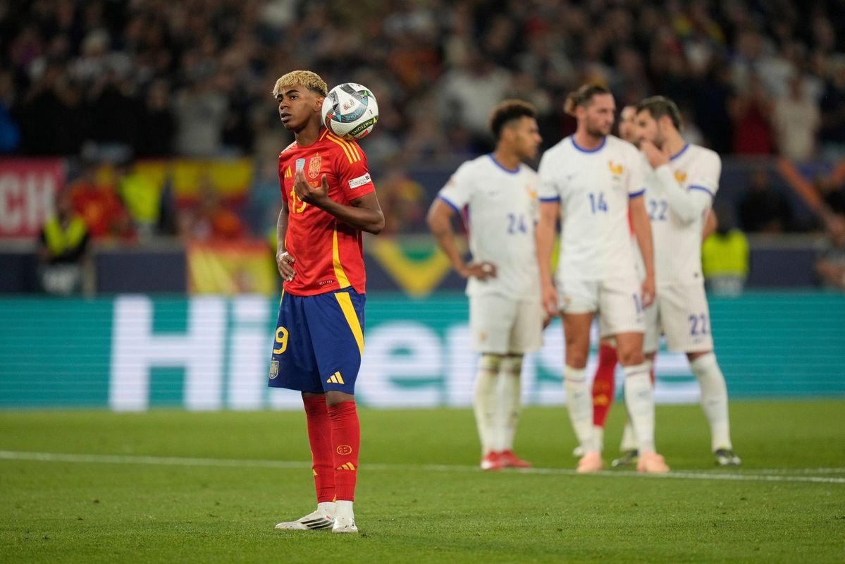 Waspapping_'s tweet photo. Lamine Yamal - it’s time to destroy this France super team again https://t.co/2Q5c646Vi6