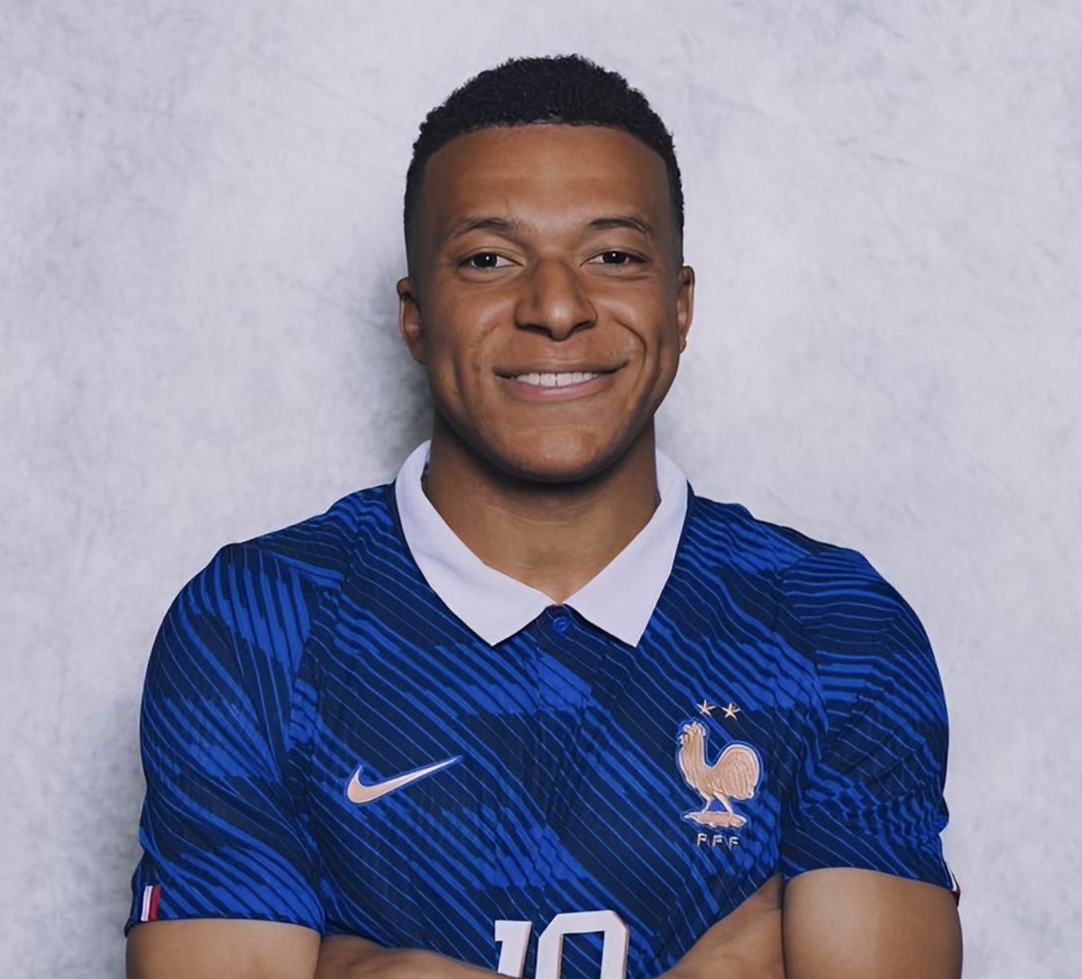 PolymarketSport's tweet photo. 🚨FACT: Kylian Mbappe has equaled Hugo Lloris’s record of World Cup appearances for France https://t.co/g5Ah6xL5VE