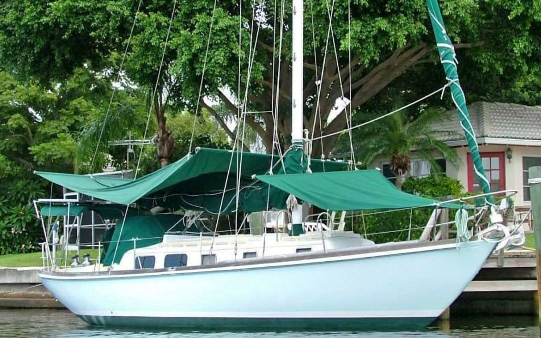 PreferredYachts's tweet photo. Price reduced — 1981 Bristol 40' Sloop in Saint Petersburg, FL. Now offered at $44,900. Classic Bristol design and cruising potential.
https://t.co/bVWYxRo3wU https://t.co/NgSwKGnGKr