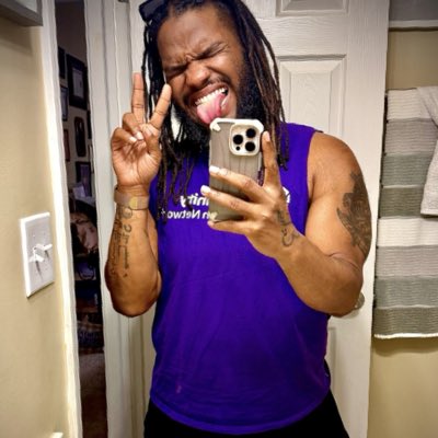 ______jimm's tweet photo. #NewProfilePic https://t.co/kb6wpx3xaJ