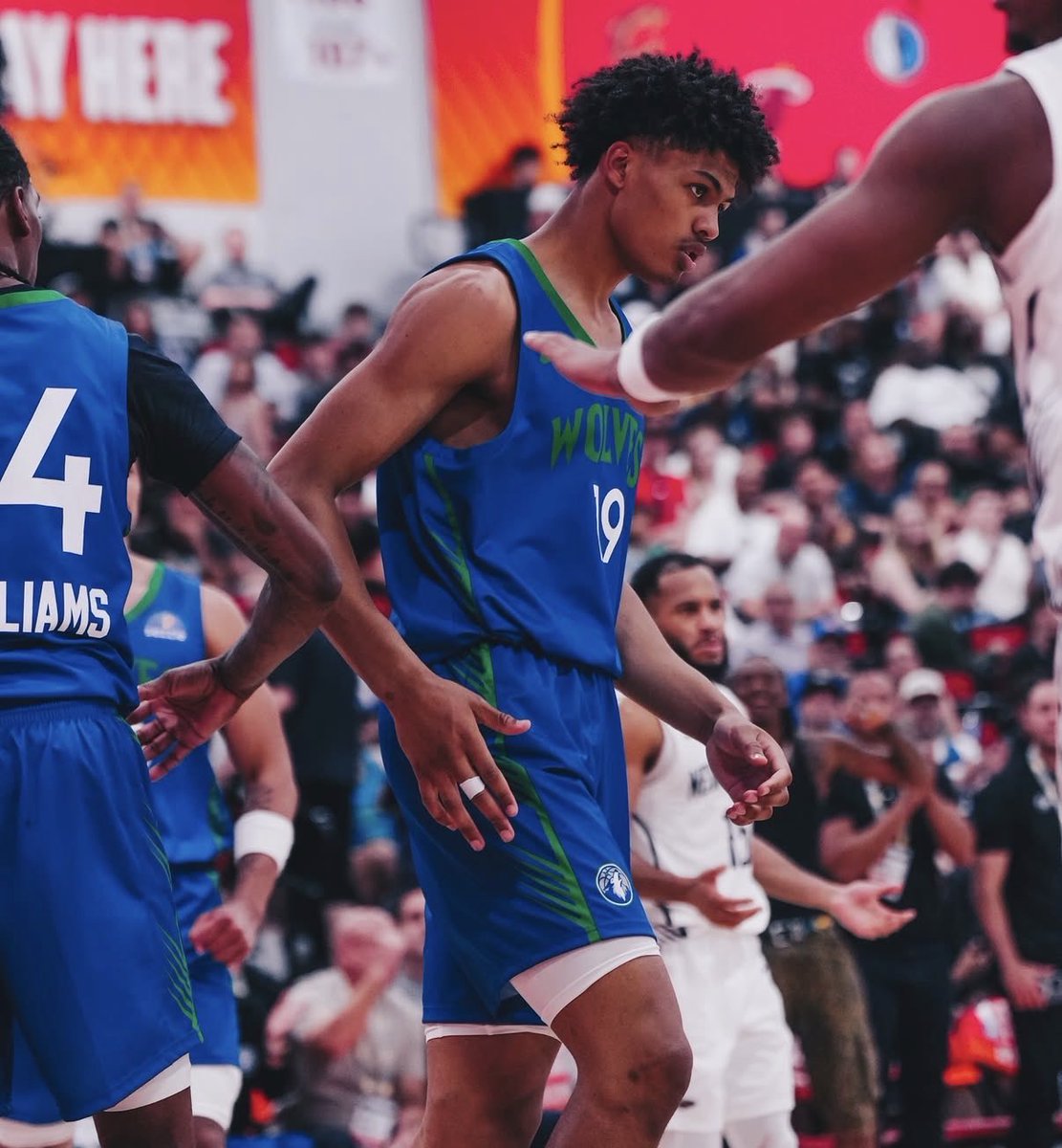 50NuancesDeNBA's tweet photo. 🇫🇷 Premier match solide de Joan Beringer dans cette Summer League 2026 !

▪️ 18 Points
▪️ 12 Rebonds (4 offensifs)
▪️ 1 Assist
▪️ 4 Blocks
▪️ 7/15 FG | 3/3 FT

Y’a évidemment toujours du boulot dans le développement offensif, mais le moteur est toujours aussi fou, et on a sacrément envie d’en voir plus !