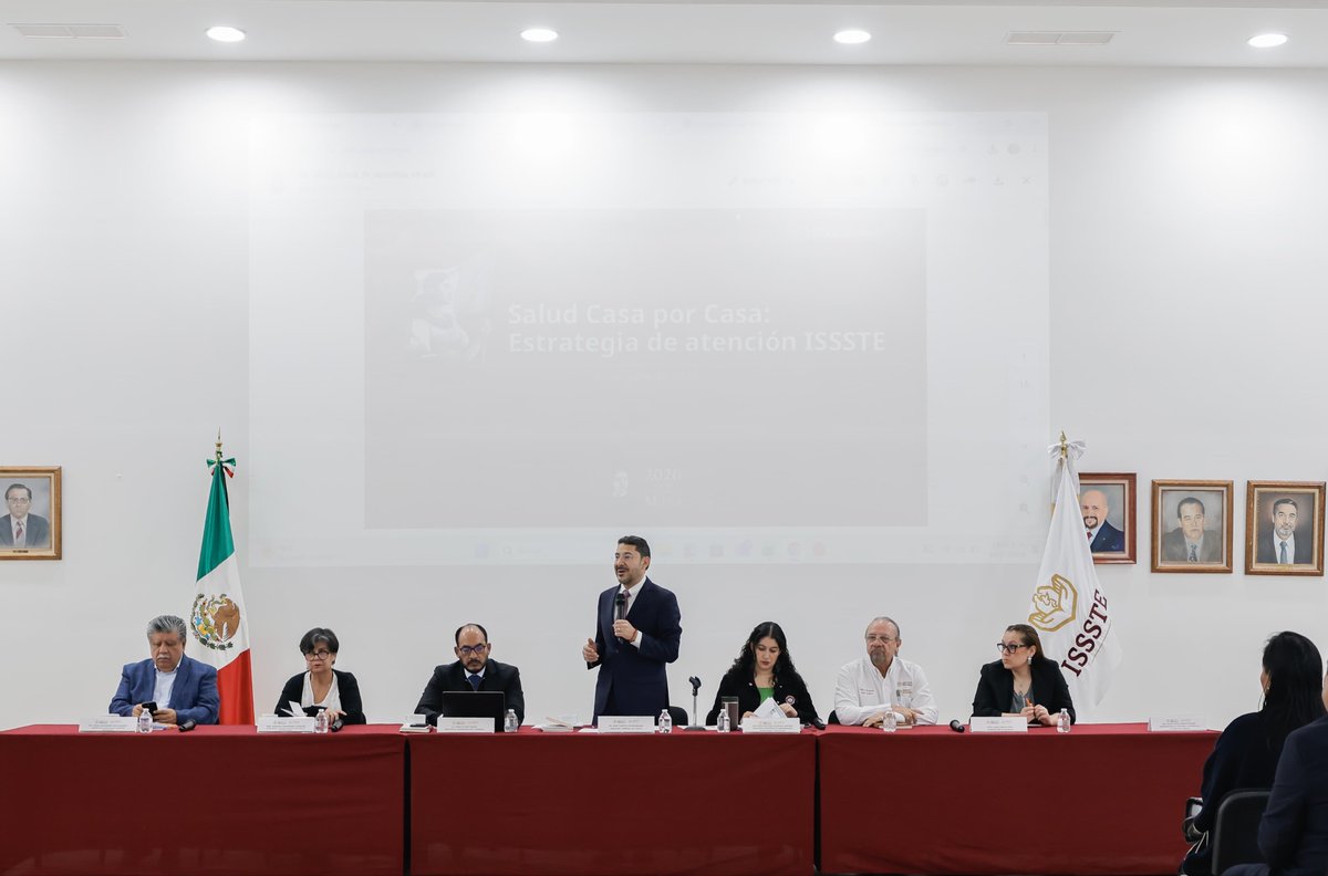 martibatres's tweet photo. Convoqué a reunión a Directoras y Directores de los Hospitales Generales del @ISSSTE_mx de todo el país. Tratamos principalmente los temas de Salas de Urgencias, abasto de medicamentos, estrategia de Telemedicina, prevención de la muerte materna, receta electrónica, Salud Casa por Casa, metas de consultas y cirugías, entre otros temas.