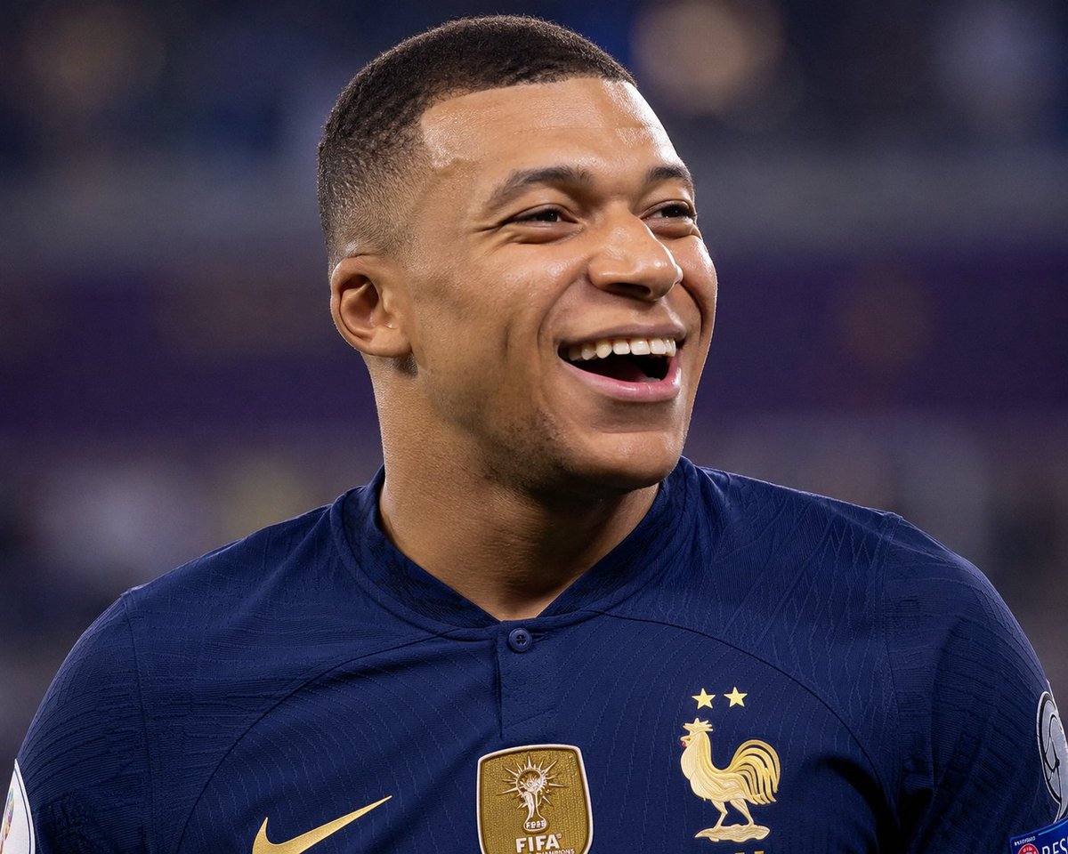 certifiedkblaq's tweet photo. You just know this brother loves playing the world cup more than anything. https://t.co/rj3N6bTObF