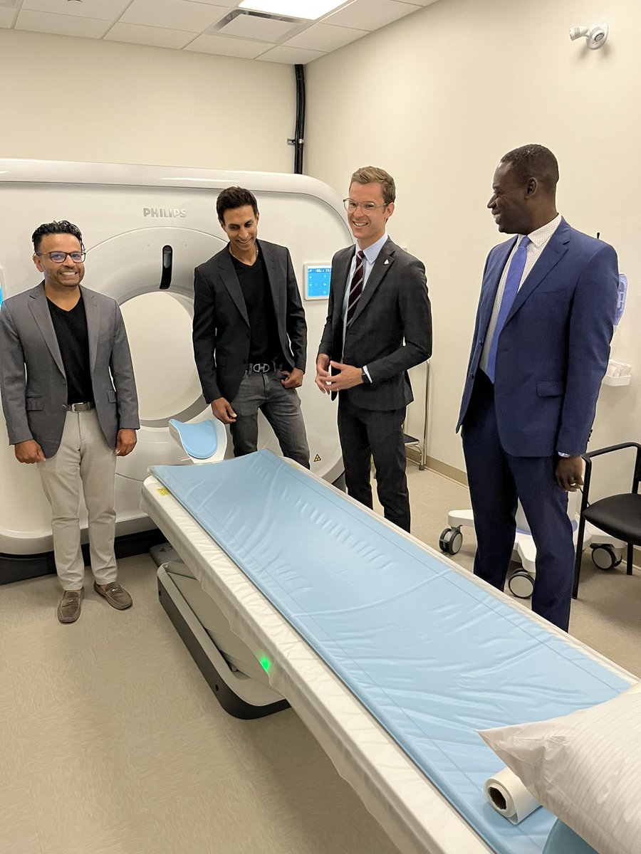 samoosterhoff's tweet photo. Cutting wait times for MRI and CT scans in Niagara by doubling the number of MRIs from three to six, and adding two new CT scans! 🩻🩺
Today, we cut the ribbon on a massive expansion at GNMI in St Catharines. This new expanded diagnostic clinic is now in operation and seeing patients every day, with funding from @SylviaJonesMPP @fordnation to make sure patients get care when and where they need it.
Huge thank you to the frontline staff who make it happen!