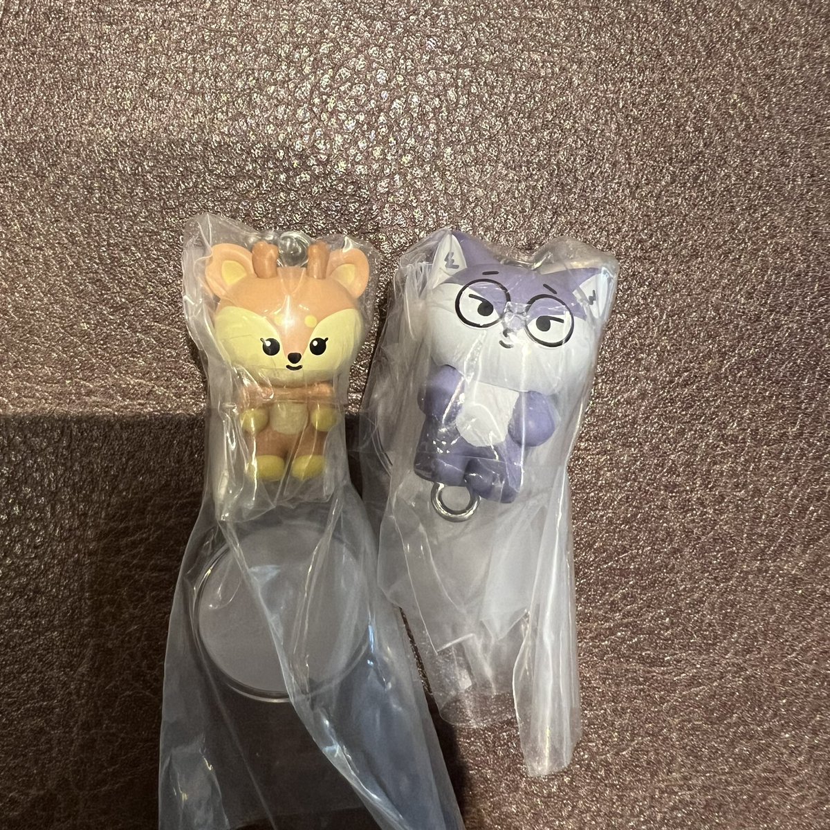 p_b1n's tweet photo. SEVENTEEN MINITEEN つまんでつなげてますこっと でらっくす ガチャ  交換

譲：ウォヌ🦀、ジョシュア⛓️

求：スンチョル、ホシ、ジョンハン

★2:2で交換希望です🙇‍♀️
大阪手渡しor郵送
お気軽にリプライお願いします⟡ https://t.co/I26E8My3jQ