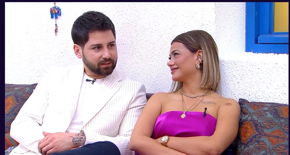 Berinevliii's tweet photo. Sana böyle aşkla bakan bir kadın var senin konun koray ve beyza mı cidden yağız sen iflah olmazsın  

#kısmetseolur https://t.co/7Eswprllp2