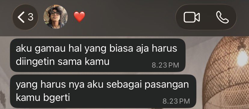 shir0trash's tweet photo. gw menang ya kali ini kalian merenung aja di pojokan https://t.co/pbVutL6F60