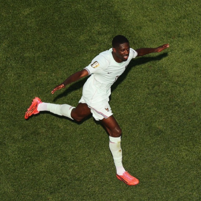 goalsside's tweet photo. 🚨🚨| 𝐃𝐈𝐃 𝐘𝐎𝐔 𝐊𝐍𝐎𝐖: Ousmane Dembélé's wife is Moroccan..and he could be the man to knock Morocco out of the World Cup tonight. 💔 https://t.co/rpBV9AKPgm