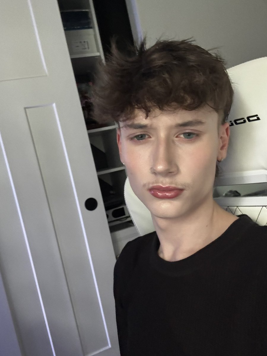 ZaneHartXXX's tweet photo. hey https://t.co/MfuNabyz57