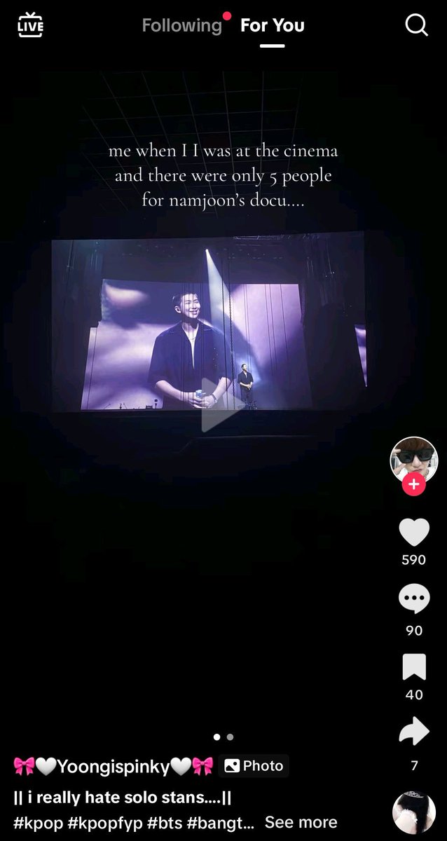 OGSPRINGPIXIE's tweet photo. “Father of kpop” and he couldn’t even father an audience 💀 https://t.co/FymsZEQCkE