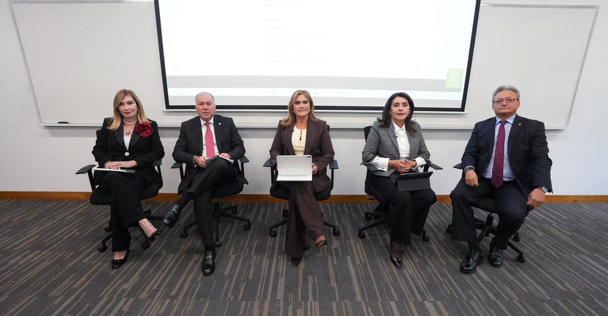 judicaturacsj's tweet photo. #WCCL2026 | La presidente del Consejo Superior de la Judicatura, Mary Lucero Novoa, la vicepresidente Claudia Expósito Vélez y los magistrados Aurelio Rodríguez, Liliana Cardona y Jorge Vallejo participan en Congreso Mundial de Derecho Constitucional que se realiza en @UExternado https://t.co/TQYj1iBkey