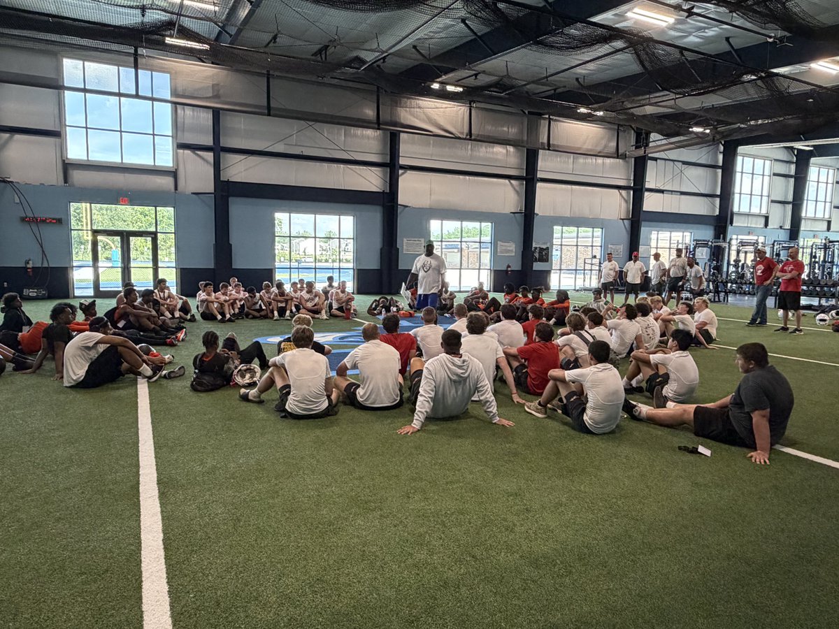 CarlisleFBall's tweet photo. Had a great time at the MVFCA Social Justice 7 on 7 today!
#tribepride
#1family1tribe https://t.co/lGn7tM234z