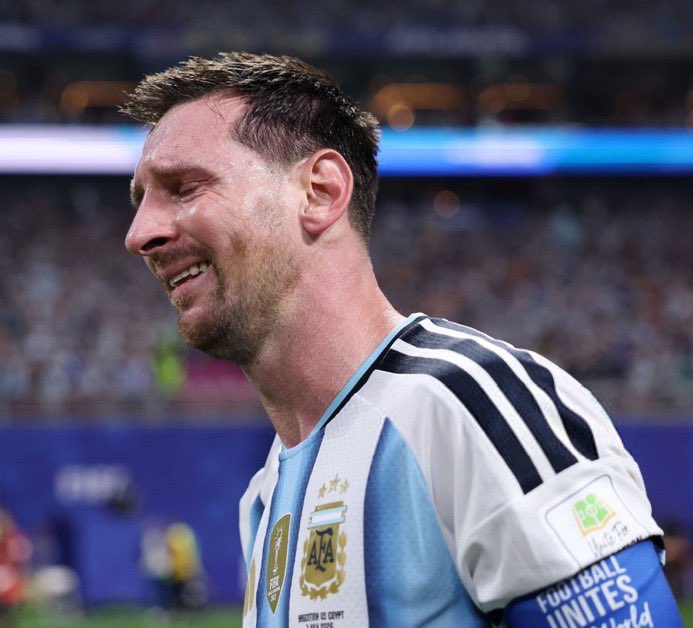 NoodleHairCR7's tweet photo. World Cup KO Goals: 

12 - Kylian Mbappé
7 - Lionel Messi https://t.co/5vRJ4MrR2Q