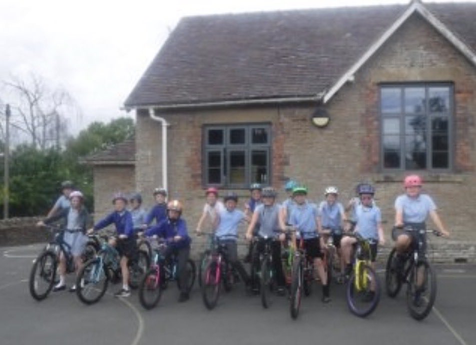 StottesdonCofE's tweet photo. Year 6 took part in cycle training free of charge via Bikeability. They thoroughly enjoyed the training and gained some valuable skills. https://t.co/bw3uszEfqa