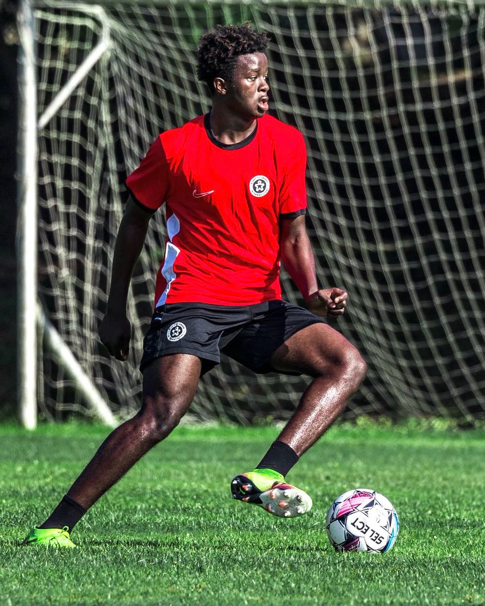 legend_ba1's tweet photo. PLAYER TO WATCH 🇬🇭 | Jamal Sudais
Jamal Sudais is a highly-rated young centre-back from Kumasi, developing through the renowned Right to Dream Academy. With his commanding presence, physicality, and strong defensive qualities, he continues to impress while gaining valuable experience across Europe 🇩🇰 

#JamalSudais #PlayerToWatch #RightToDream #RisingFootballPros #GhanaFootball #FootballScouting