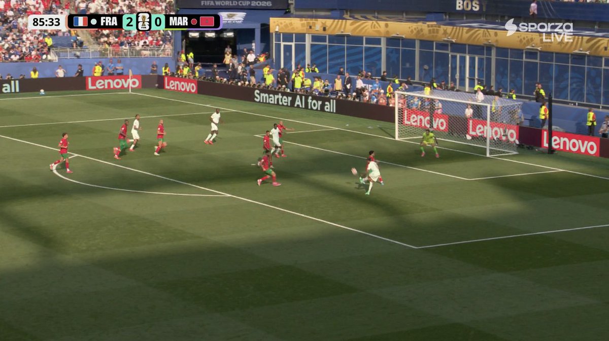 TouchlineX's tweet photo. 📸 - OLISE'S SHOT GOES WIDE! https://t.co/O13Ttn7MmY