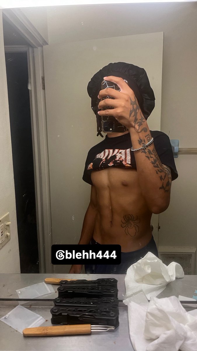 Blehh444's tweet photo. Who gonna drain this dick?

-https://t.co/lnuh2kOGVI

#nsfw #nsfwtwt #horny #bbc #nut #ohio https://t.co/EidX14pWlf