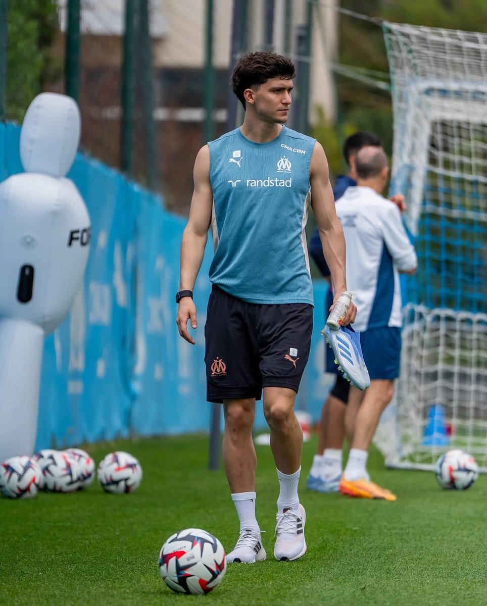 CristiannP_'s tweet photo. https://t.co/24JwI5AQa9
