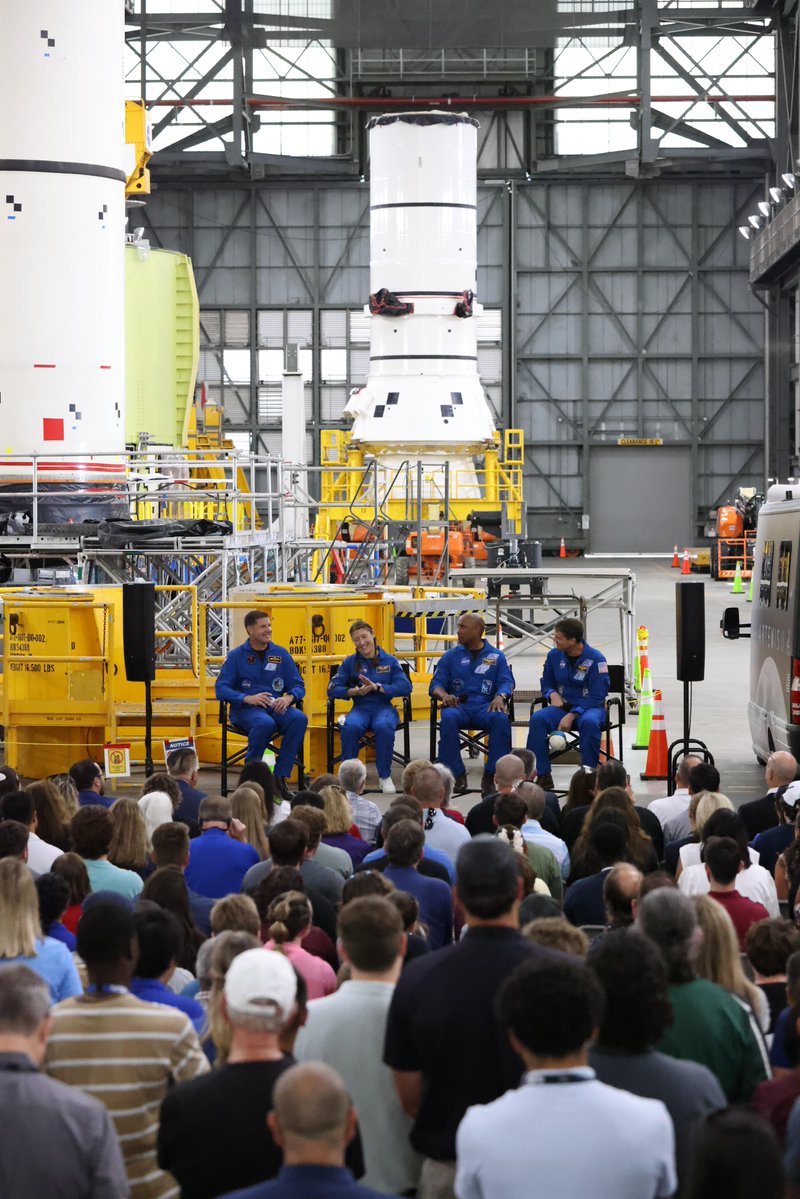 NASA's Kennedy Space Center tweet media