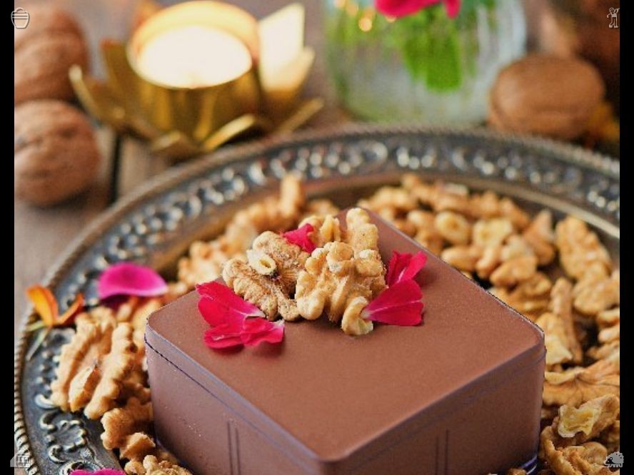 RobertSquirel's tweet photo. Cocoa with honey588158 Late-night snacking is a private moment of healing. After a long day of hard work, delicious food serves as the ultimate reward, providing warmth to help both body and mind recover. https://t.co/zefsc0qrg3