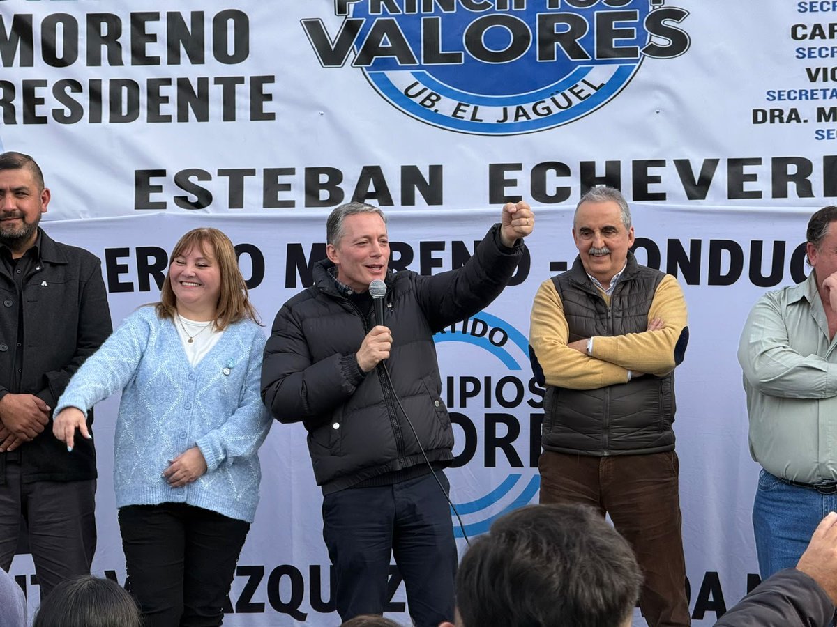 elpamperop's tweet photo. Guillermo Moreno y Fernando Grey inauguraron la U.B. "El Jagüel" https://t.co/NIDk0BfBqQ