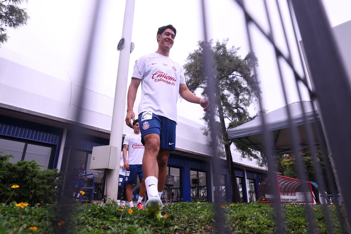 Chivas's tweet photo. Unas 📸 del trabajo de hoy 😍 https://t.co/PcMh8D29fa