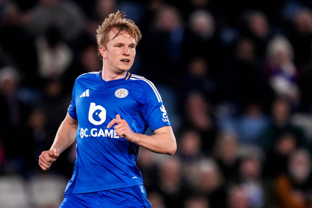 cuzcuzverde's tweet photo. 🚨The total package of the Leicester City deal with Panathinaikos for Victor Kristiansen will be €4m (£3,4m) for the purchase option (if exercised), plus a loan fee of €500k (£400k) Also, Panathinaikos will cover 100% of his salary for the next season. #lcfc #leicester

[@V_Agritakis]