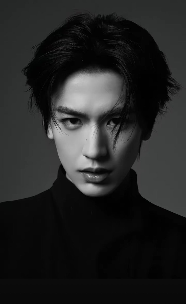 ZLH627's tweet photo. The man you are 🍃
#ZhangLinghe #TianXiWei #PursuitofJade #ZhuYu https://t.co/ui3eOYqqwN