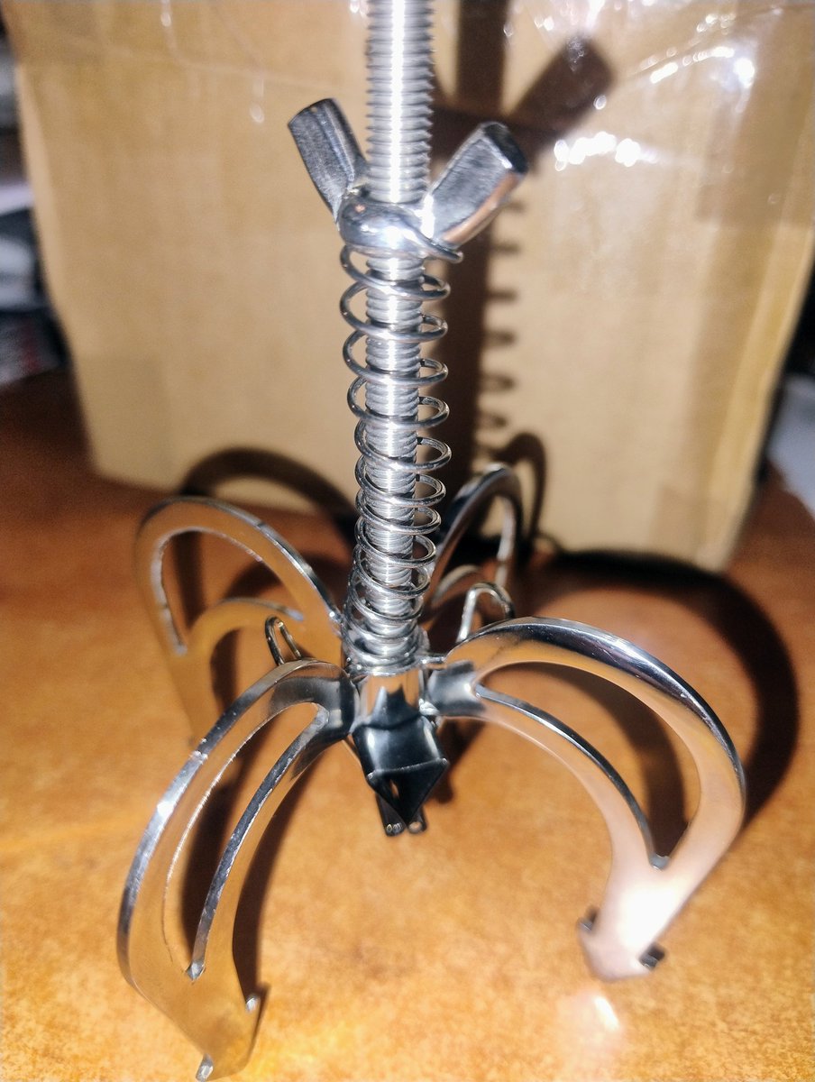 servitorio59014's tweet photo. #pincesdedragon #etiretetons #bdsm franchement nul, aucun intérêt. Peut mieux faire 😡👎👎👎 https://t.co/BCAWdoLF0C