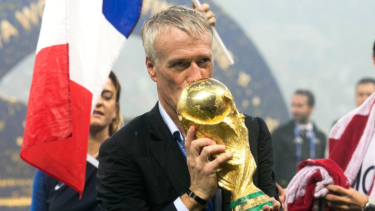 _BeFootball's tweet photo. 🚨💣 HISTORIQUE ! DIDIER DESCHAMPS ENCHAÎNE TROIS 1/2 FINALE DE COUPE DU MONDE AVEC LES BLEUS !!!!!! 🇫🇷🌍😱

Le meilleur sélectionneur de L’HISTOIRE du football, que vous le vouliez ou non.

Perdurer dans le temps, quand bien même vous avez un effectif qualitatif, c’est pas tout le monde qui peut.