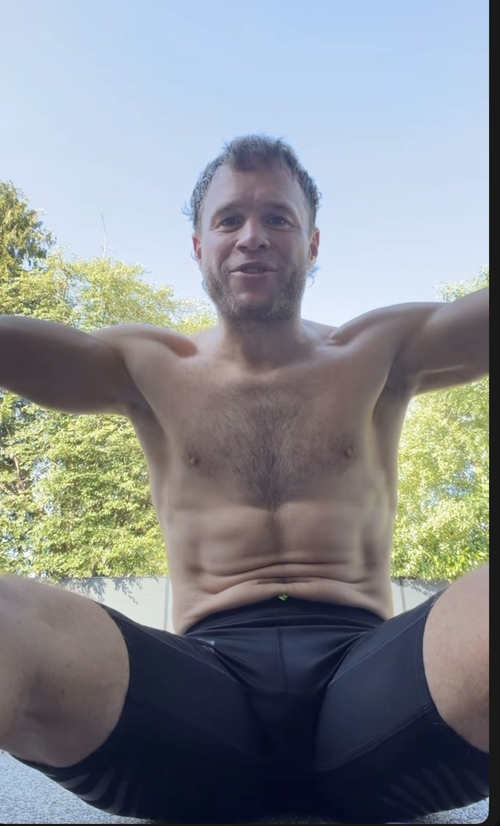 CelebWanker's tweet photo. This has gotta be up there among the hottest things Olly Murs has ever posted. Especially the cheeky willy grab. Wow. 🔥🔥🔥 https://t.co/MS9udOuplA