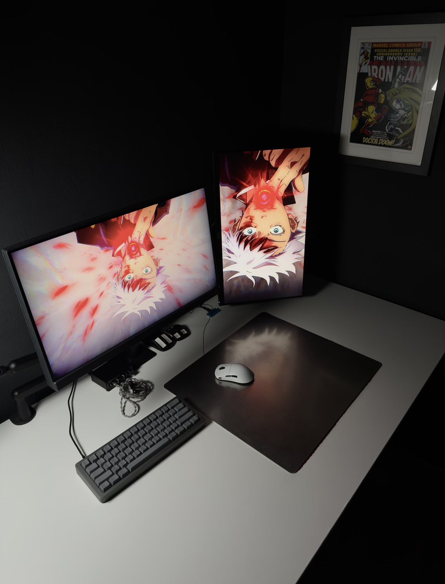 xtsyaims's tweet photo. The @2DudezGaming Athena
This steelpad is a grail and I never thought that I would ever own one. I like the surface the most on tac fps for its high stopping power. I can‘t wait to put more hours on it and see how I perform in more games!😁
Big thanks to @A_R_E_S_Aim 
#desksetup https://t.co/gvbjTNeTeL