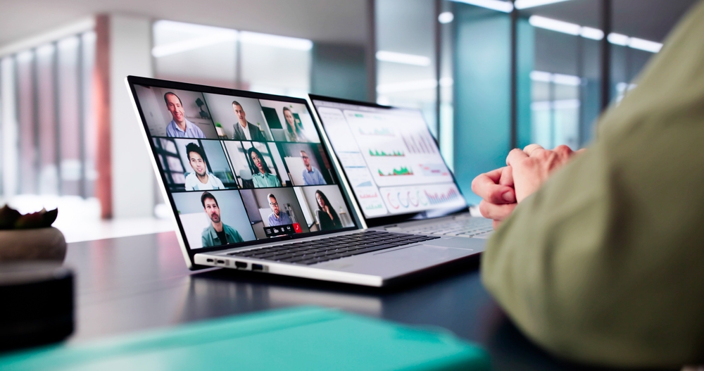 TheSSAOIG's tweet photo. Join the CFPB webinar on July 16 to learn how to spot and avoid government imposter scams. Register now! https://t.co/FzZkHRYvFF 💠 #ElderFraud #NeverEVER https://t.co/QNBQ7vzBMK