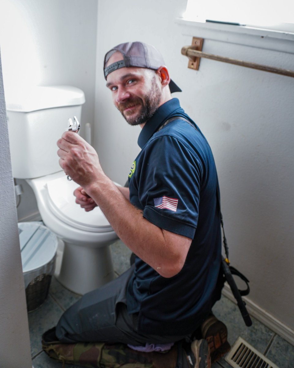 ApolloCanFixIt's tweet photo. From toilet replacements to plumbing inspections, our service team is here to help with jobs big and small.

📞Need a plumber? Give Apollo a call.

#plumbing #homecomfort https://t.co/NJHHl8ctoa