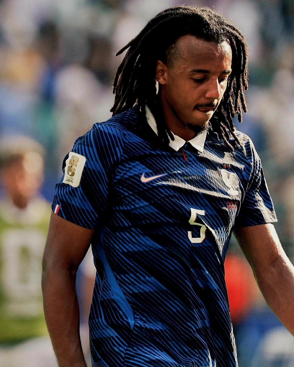 France フランス代表　サッカー　KOUNDE 5 希少 Barça Universal on X: 