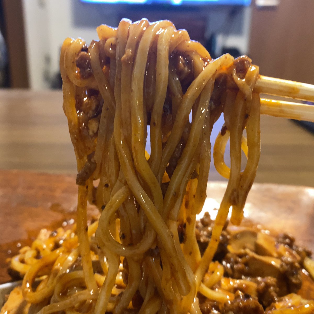 coripapan's tweet photo. カラヒグ麻婆豆腐麺 @自宅
休肝日は カラヒグ麺を使ってマーボーしようぜー!
私は麻婆豆腐を作る時 味の素 CookDo1択🥰
近所に無いからAmazonで購入
いやー!
最高に美味しい😍
我ながらカネとれるわw
辛と痺が私に丁度良い
カラヒグ麺も変幻自在
何にでも合うなー🥰
#カラヒグ麺
#味の素 #CookDo https://t.co/b3s7j8ieVq