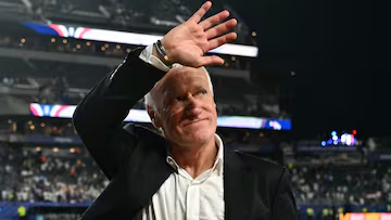 AndiOnrubia's tweet photo. Didier Deschamps en los Mundiales con Francia:

❌Cuartos de final en 2014

🏆Campeón en 2018

🥈Finalista en 2022

⏳Semifinalista de momento en 2026.

Tres semifinales consecutivas. Competitividad al máximo https://t.co/Z7KeeTHMHN