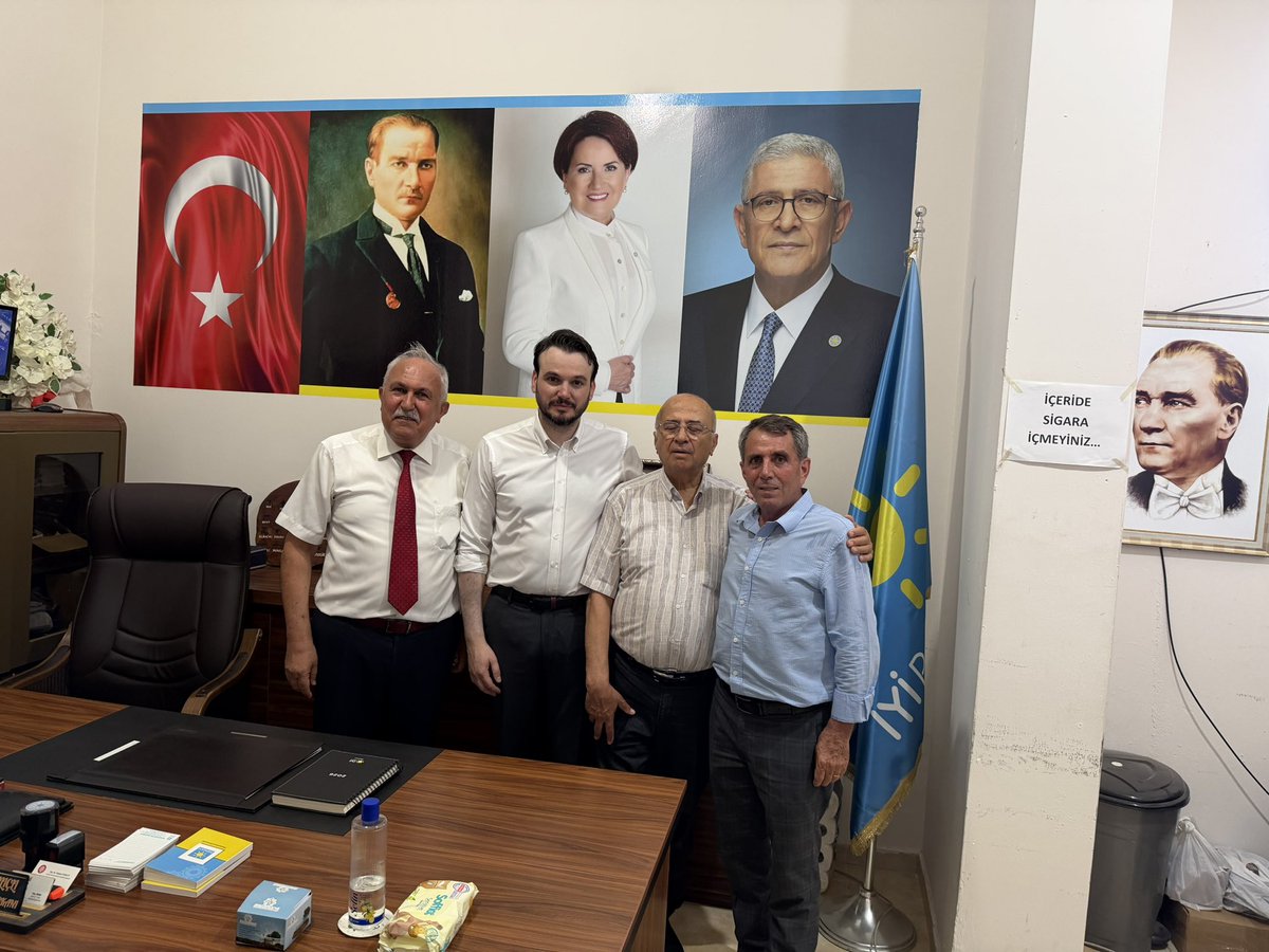 behiccelik's tweet photo. Anamur ve Bozyazı teşkilatları İYİ Parti Genel Başkan yardımcısı Sn. @cenkozatici’yı konuk etti.
Ülkemizin içinde bulunduğu derin sorunlar dile getirildi. #AFevziKaraca @alirizaozdeniz #EthemZiyaAlıçlı @DaldikenSafa https://t.co/FxSeuTHfX7