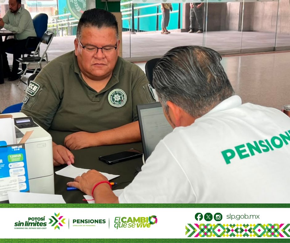 Pensiones_SLP's tweet photo. Con gran éxito y una excelente respuesta, se llevó a cabo la Segunda Jornada de Actualización y Afiliación, un esfuerzo coordinado entre la Dirección General de Pensiones del Estado y la Guardia Civil Estatal.

A través de un módulo instalado directamente en las instalaciones de la corporación, facilitamos al personal operativo y administrativo la realización de trámites fundamentales sin descuidar sus funciones. Durante esta jornada, las y los elementos pudieron realizar:

🪪 Actualización y renovación de credenciales para el acceso a prestaciones de ley.

✍️ Designación de deudos, garantizando el respaldo económico para sus familias.

📄 Registro de pliego testamentario, asegurando certeza jurídica sobre su patrimonio.
