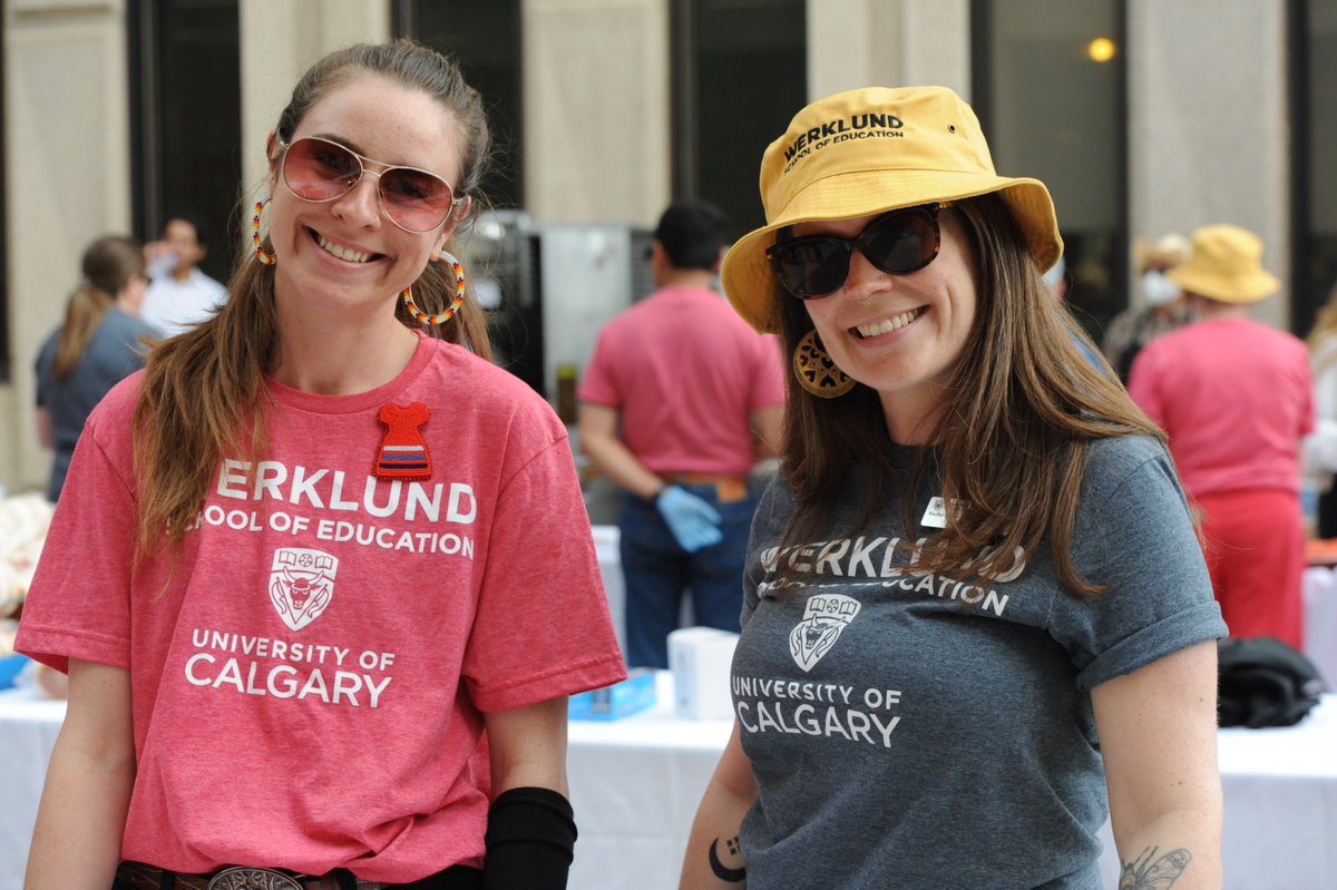 UCalgaryEduc's tweet photo. So nice to see our community come together with summer residency students at this year's Werklund Welcome BBQ!

A special thanks to all our volunteers who helped make this event possible 🙌 https://t.co/0H7AzwTJjs