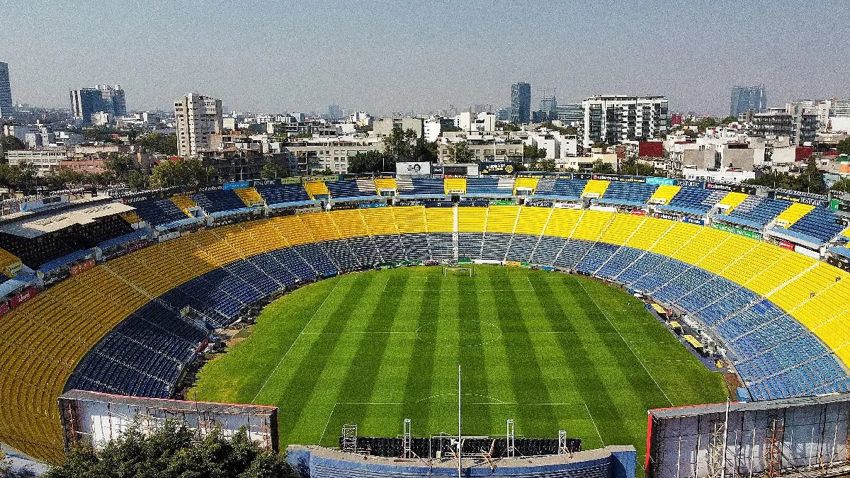 Danny_Cool6's tweet photo. @medranoazteca “El azul”
Otro año más rentando estadio y no garantizan para cuando empiezan a construir, ni si quiera garantizan cuando compran donde será. Pero para gastar en fichajes siempre tienen. 👎🏽 https://t.co/d1sWg5tOcH