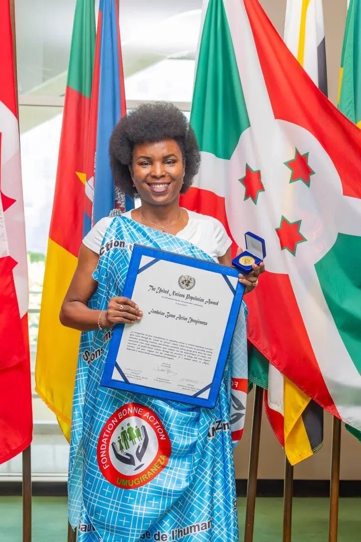 WembiStevejtjx's tweet photo. Congratulations to H.E @Burundi1stLady .
@ONU_fr @action_bonne @OPDD_Burundi @NtareHouse https://t.co/cpWKWRiywD