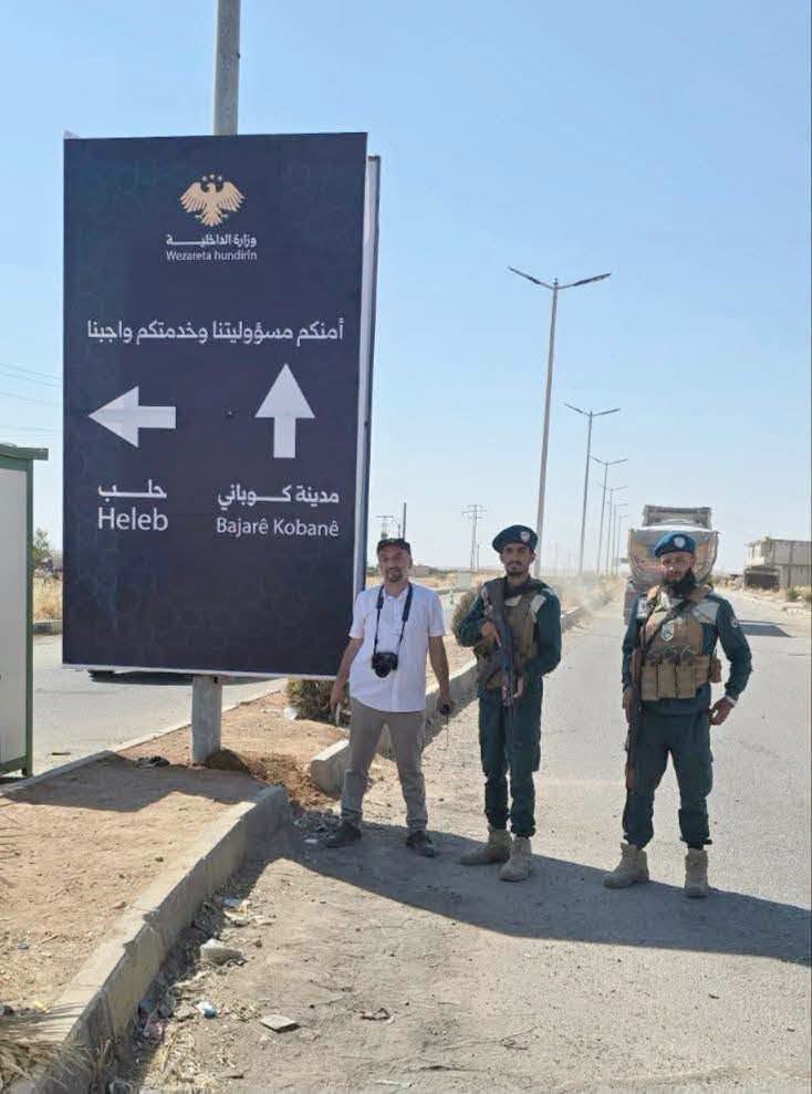 RojavaNetwork's tweet photo. Kobanê/Kobanî

Ain al-Kurdistan https://t.co/PsyVbU1Rvx