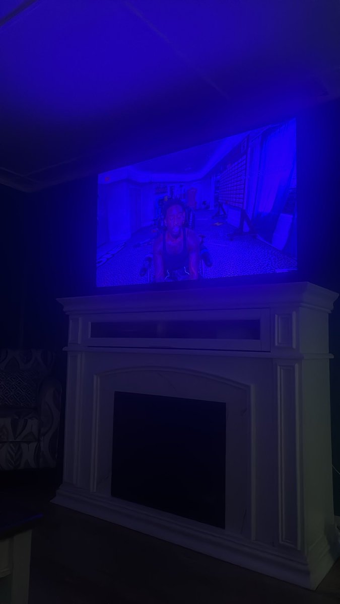 TybTony19's tweet photo. Watching the stream on my tv https://t.co/URmUcT2VSw