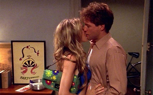 retrocvnty's tweet photo. That time Jon Bon Jovi made a guest appearance on Sex and the City https://t.co/5LJAr1DKYy
