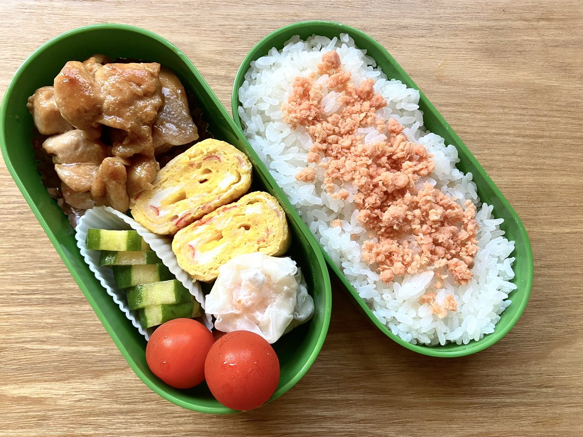 elmo181819's tweet photo. おはようございます
7/10のお弁当です♪
⭐︎鳥の照焼 ⭐︎カニカマ入り卵焼き ⭐︎きゅうりの浅漬け
来週は火曜日にお弁当を作って夏休みになります！
#お弁当記録 #えるものお弁当記録 https://t.co/YIcdcd5402