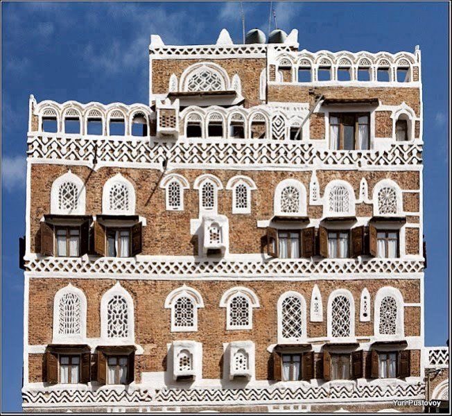 aseelswaid9's tweet photo. The beauty of ancient Yemeni architecture https://t.co/I5CZSTR8k8